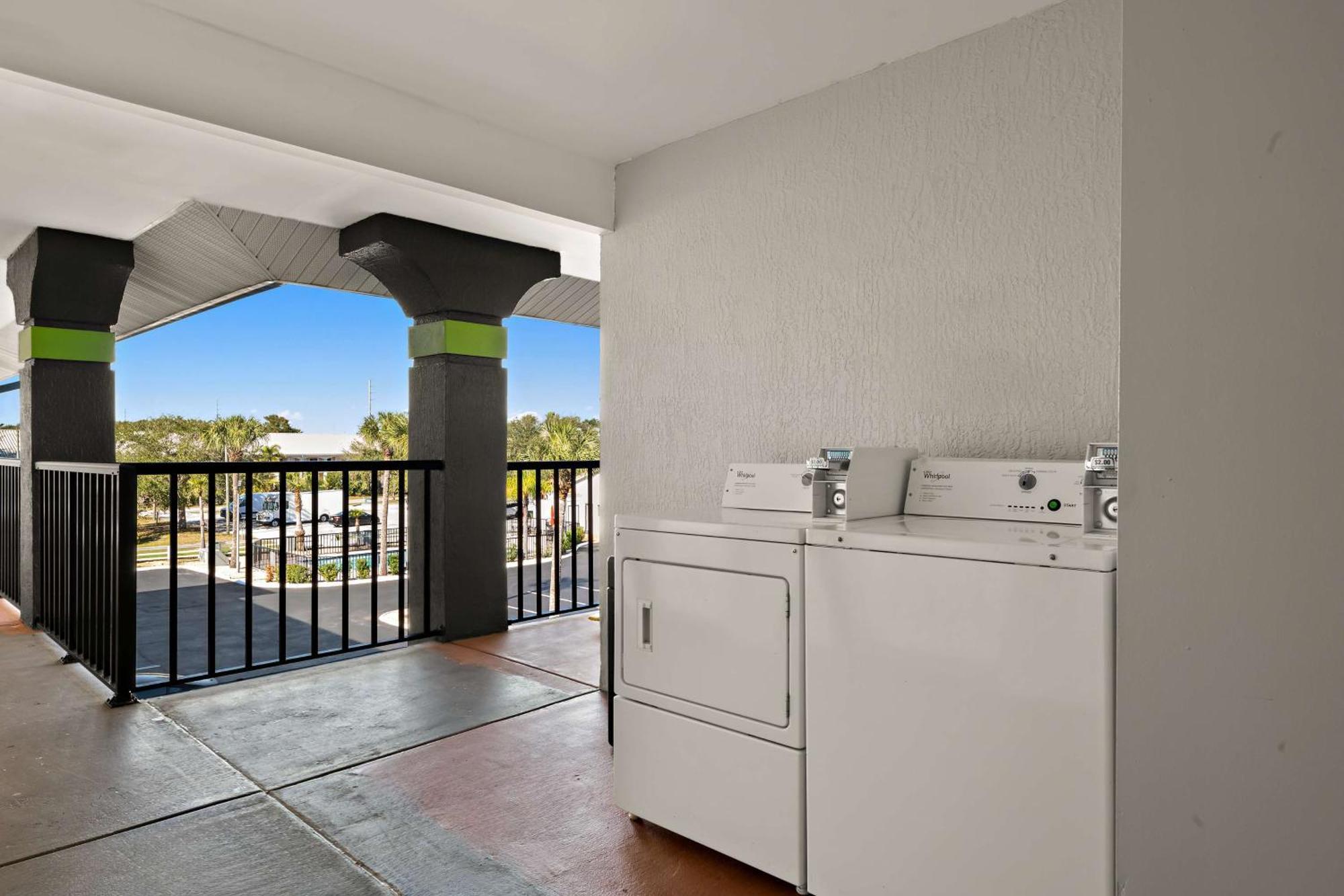 Surestay Hotel By Best Western Clermont Theme Park West Kissimmee Buitenkant foto