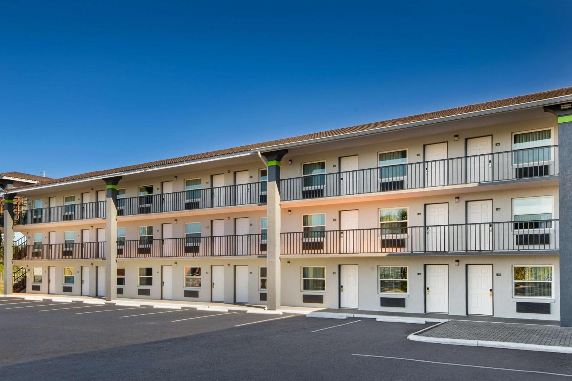 Surestay Hotel By Best Western Clermont Theme Park West Kissimmee Buitenkant foto